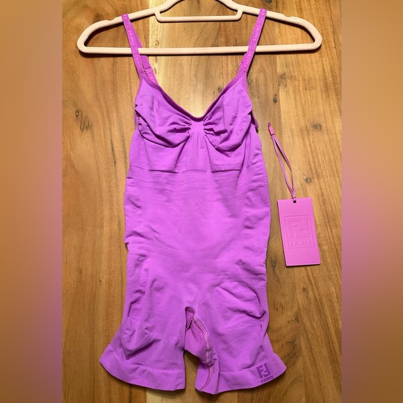 Skims x Fendi Mid Thigh Bodysuit - Picture 3 of 5